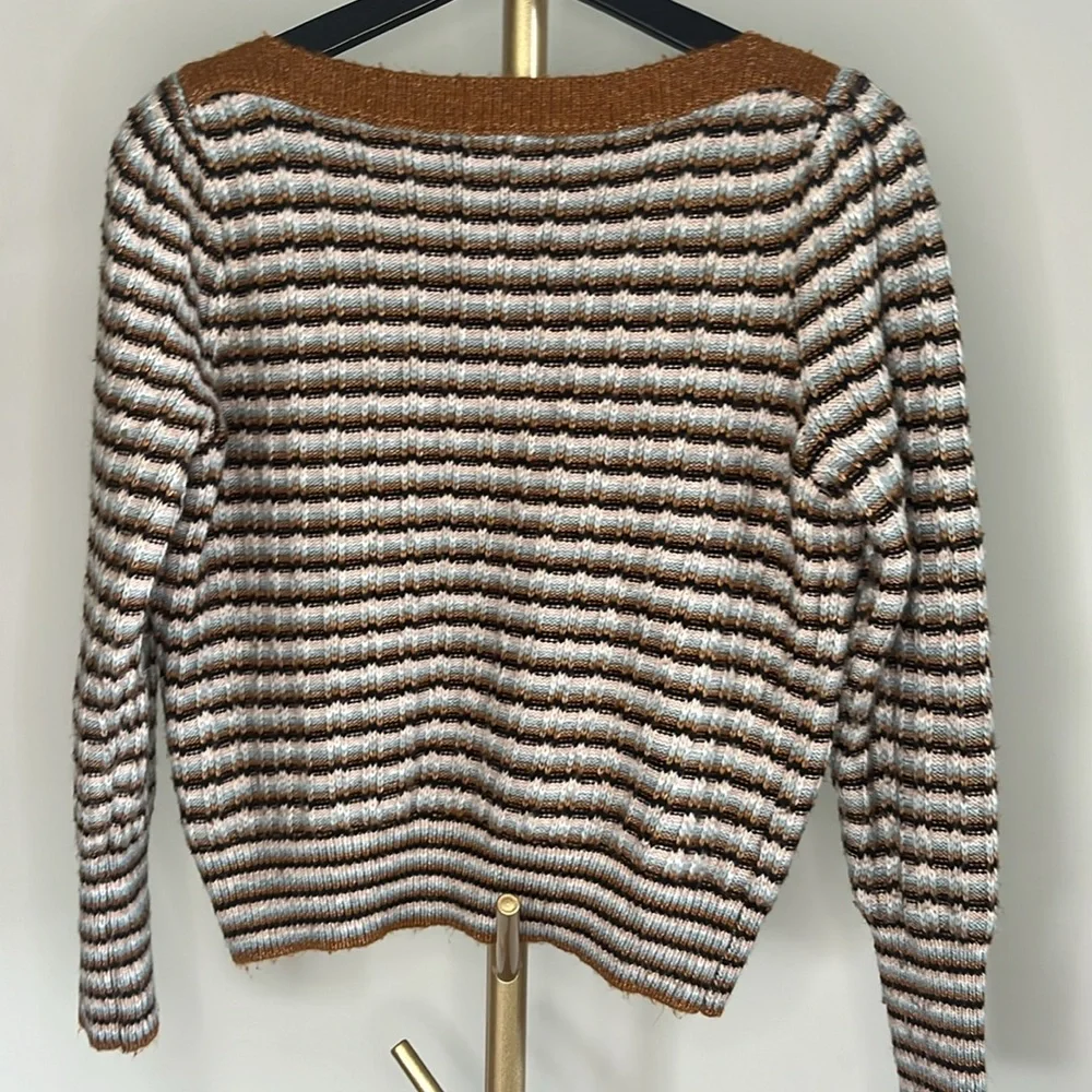 Nine West size Small 70’s inspired sweater - Picture 6 of 6